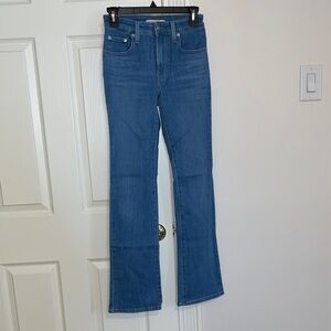 Levi's 725 High Rise Bootcut